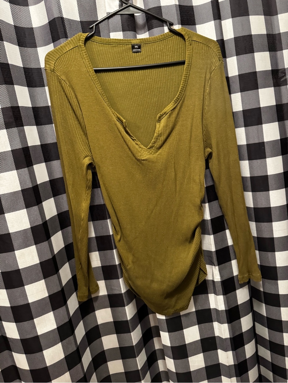 SHEIN Olive Green Ribbed Long-Sleeve V-Neck Top